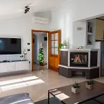 Lejlighed Ika Umag