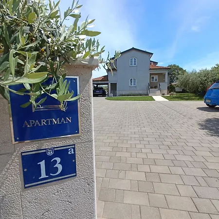 Appartement Ika Umag