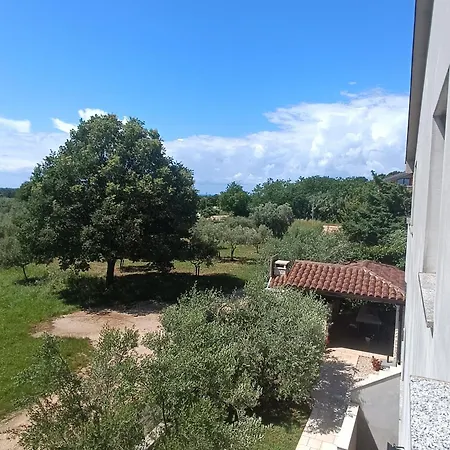 Appartement Ika Umag
