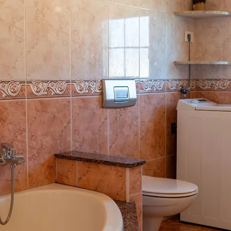 Ika Appartement *