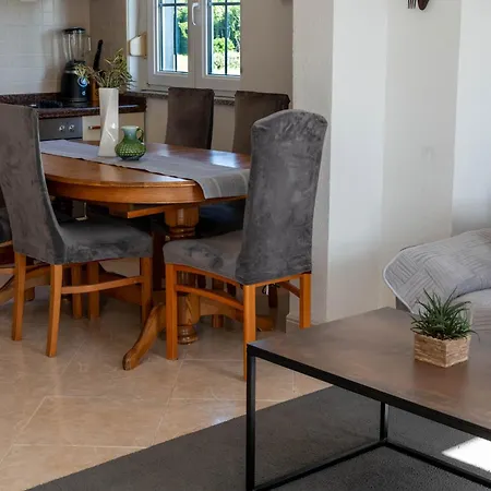 Ika Appartement *