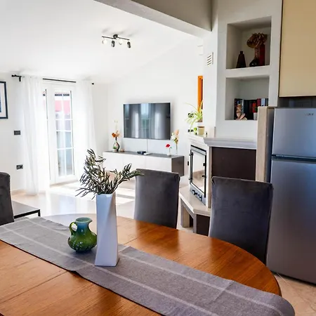 Appartement Ika Umag