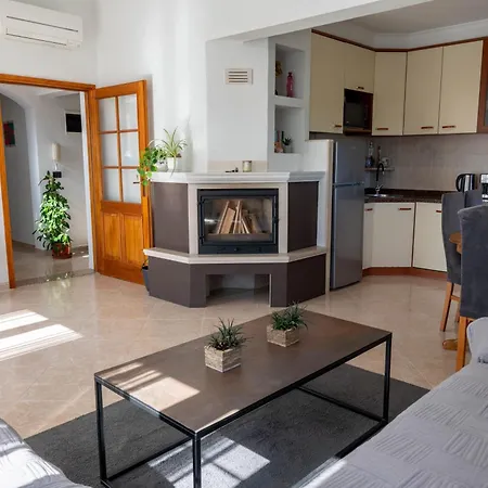 Appartement Ika Umag